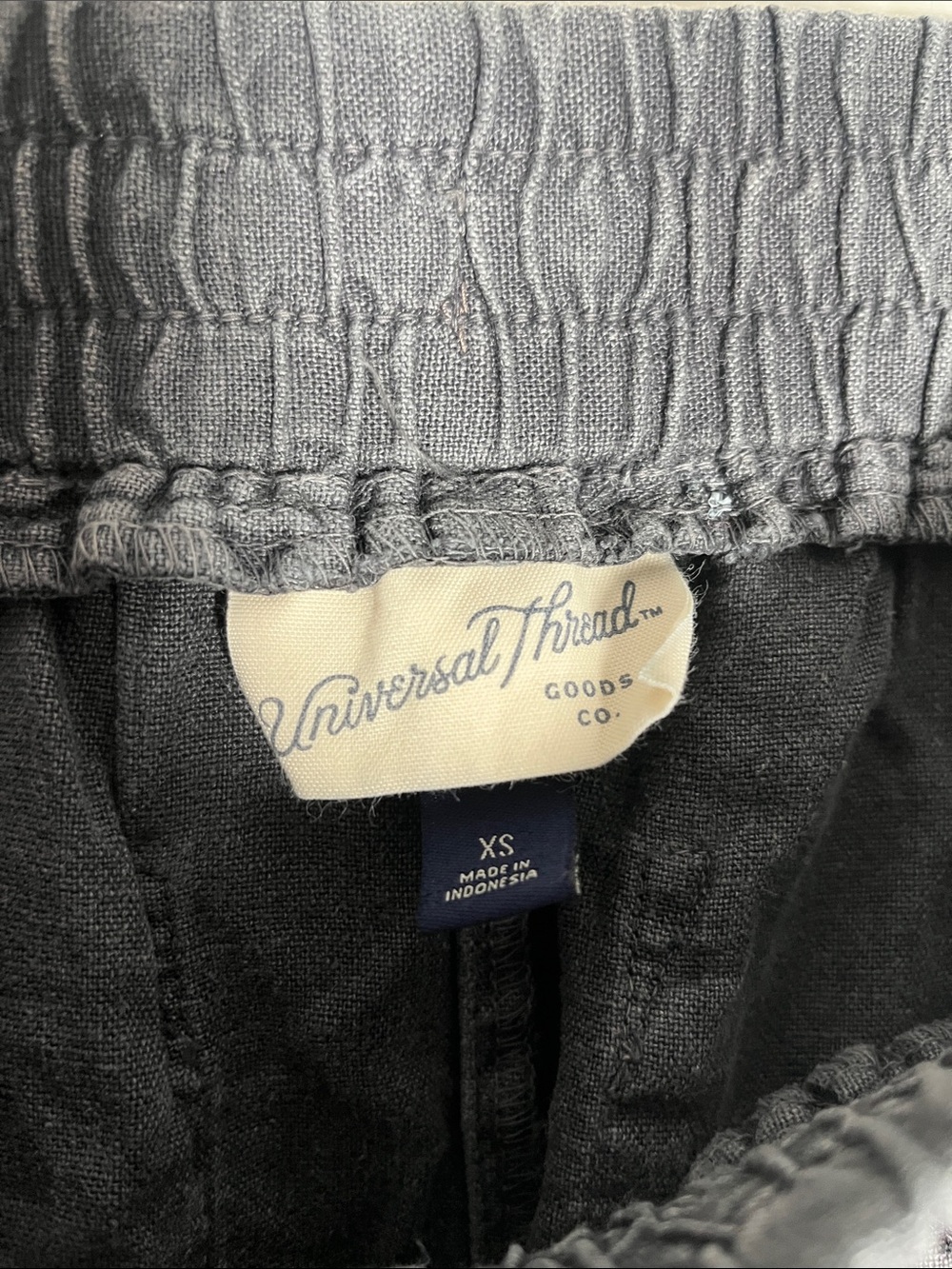 Universal Thread shorts - Picture 3 of 3